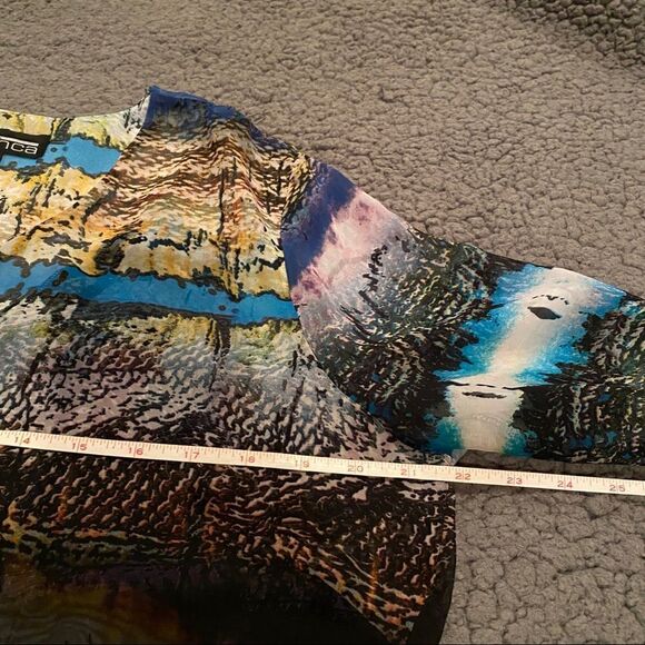 MISHCA Top  - Picture 5 of 11